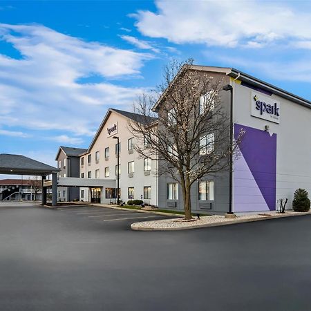 Inn & Suites Merrillville Exterior photo
